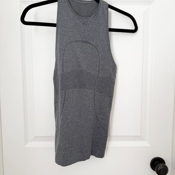 Women Lululemon Run: Swiftly Tech Tank Full Length in Heathered Black Size 2 - Picture 9 of 9
